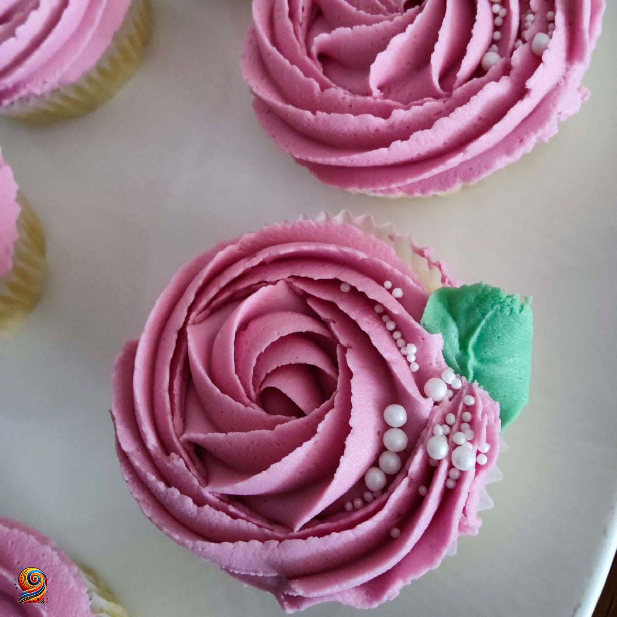 Boite de cupcakes floraux "Roses anglaises"